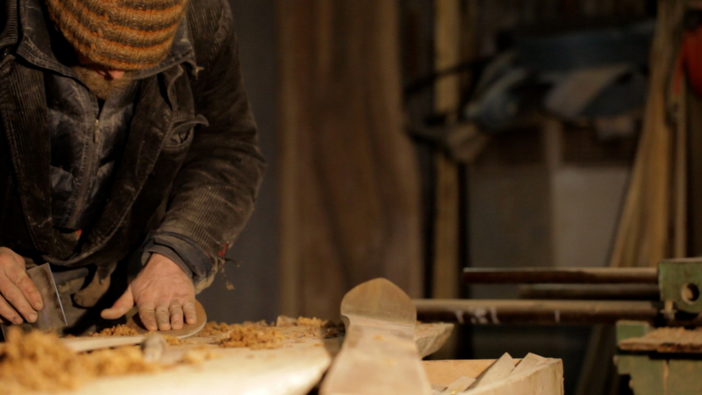 Fabrication de ski en bois